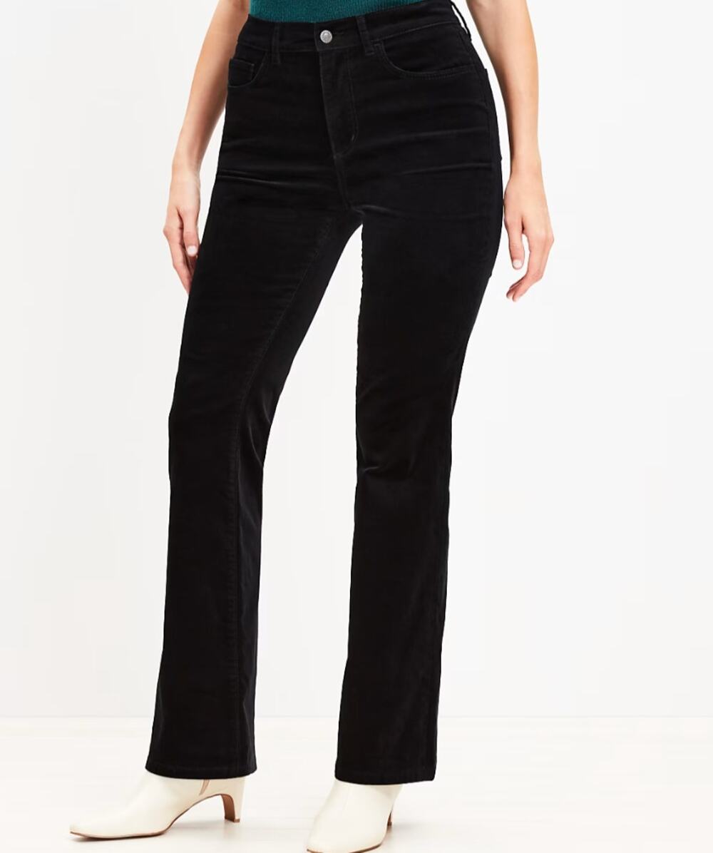 LOFT Curvy Five Pocket Slim Flare Pants in Velvet Black 30 / 10